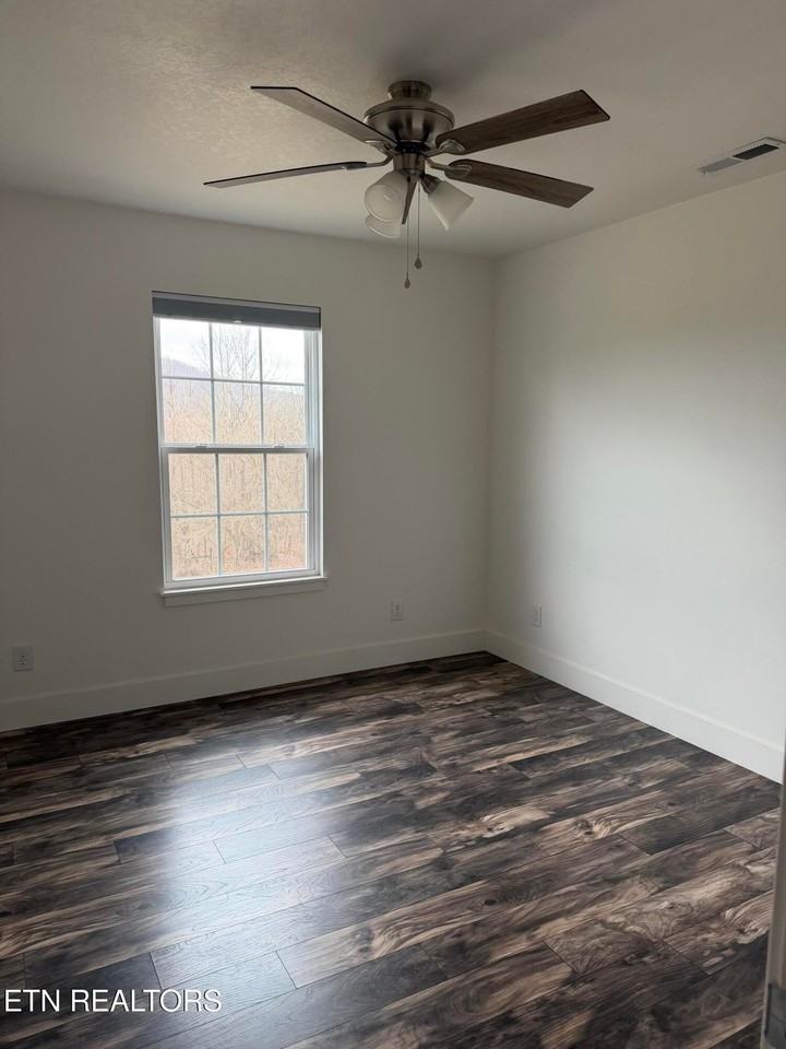 1281 Swan Pond Circle Rd - Photo 5 of 14