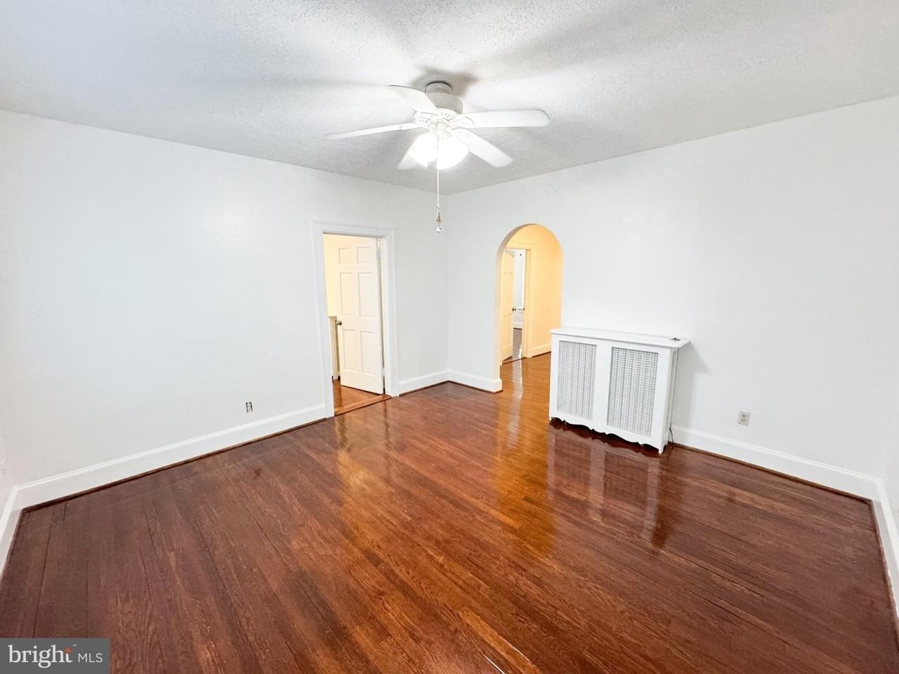 4348 Ellicott St Nw Apt 2 - Photo 2 of 18