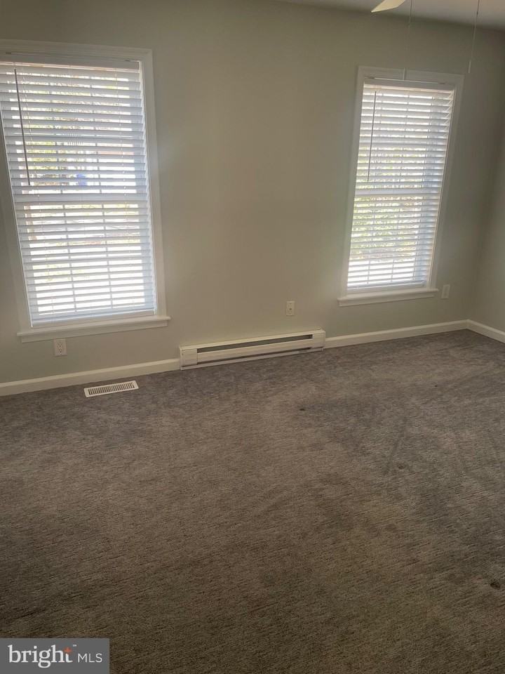 38901 Sea Gull Rd - Photo 7 of 10