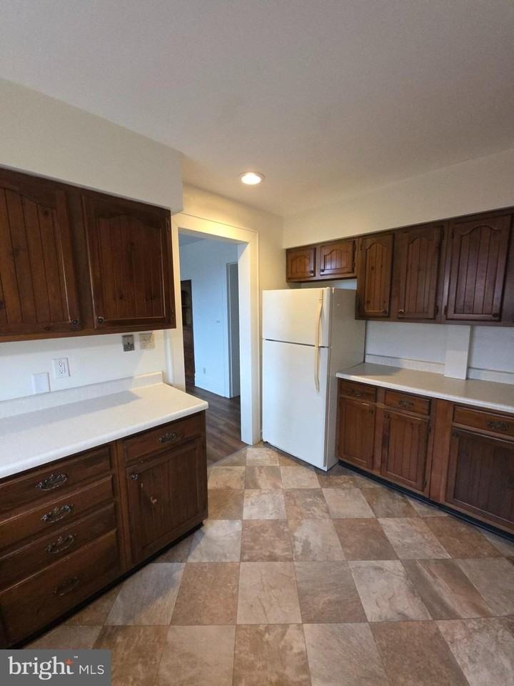 203 Greene St - Photo 3 of 30