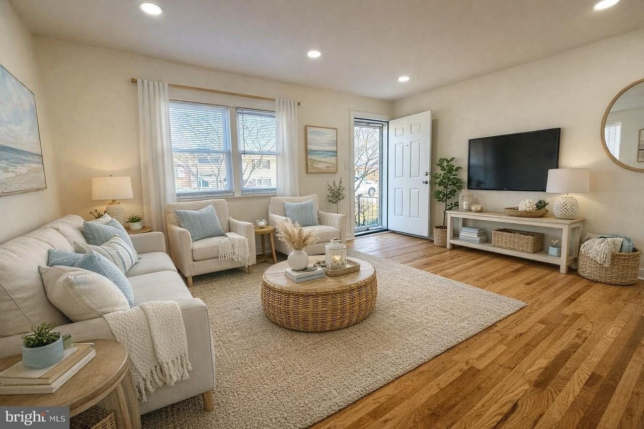 504 Crisfield Rd - Photo 2 of 33