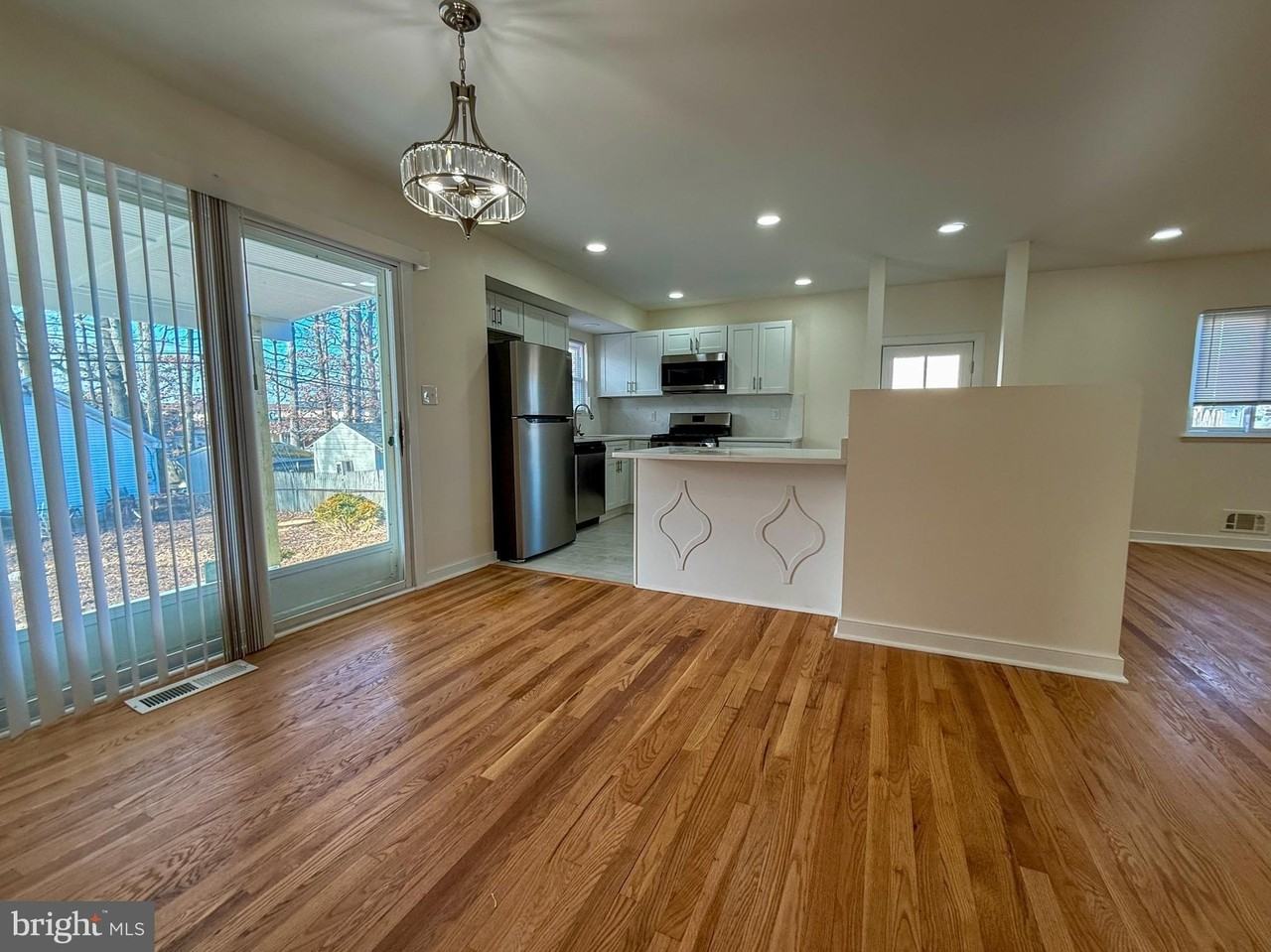 504 Crisfield Rd - Photo 6 of 33