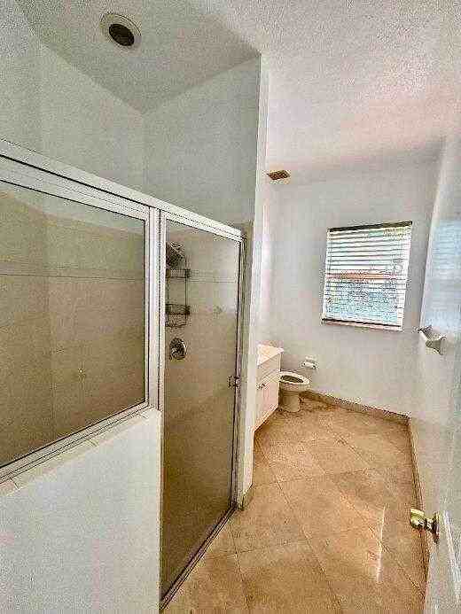 Beacon Cir - Photo 5 of 14