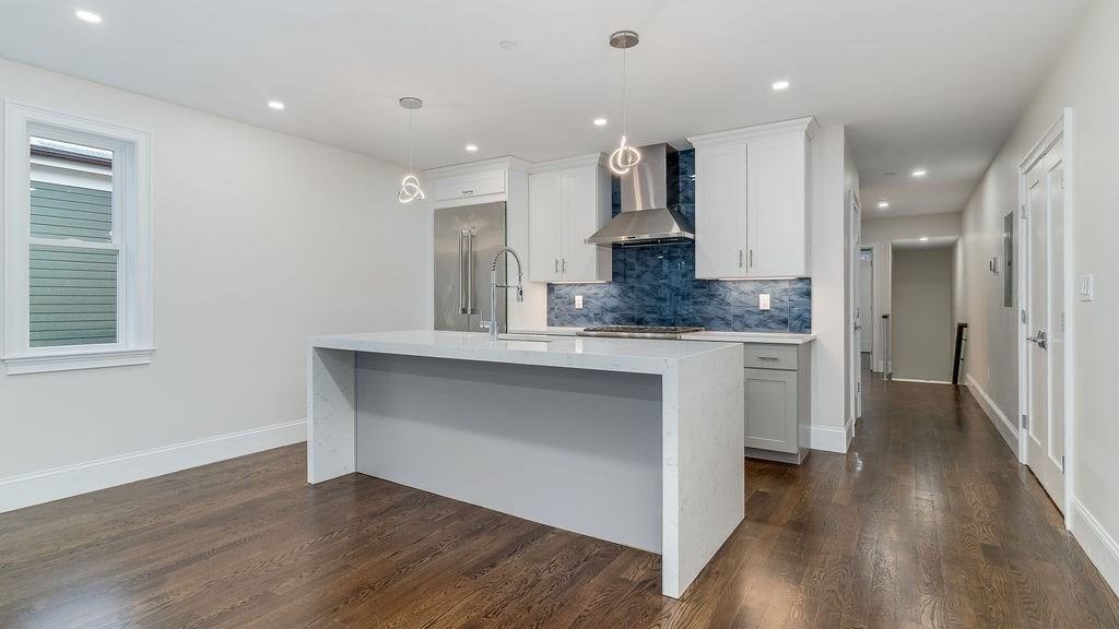 555 E 5th St - Photo 2 of 15