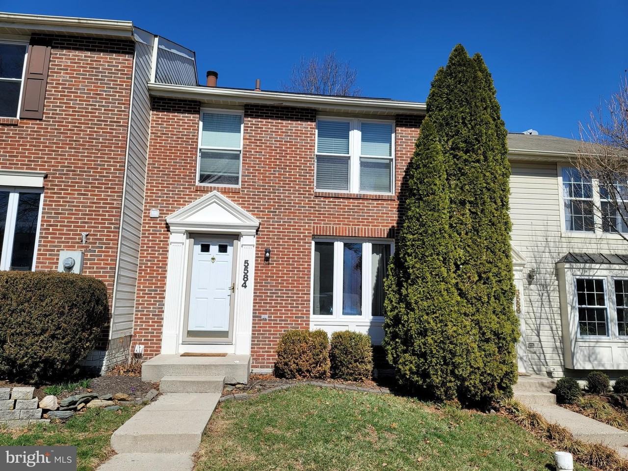 5584 Talbot Ct - Photo 2 of 15