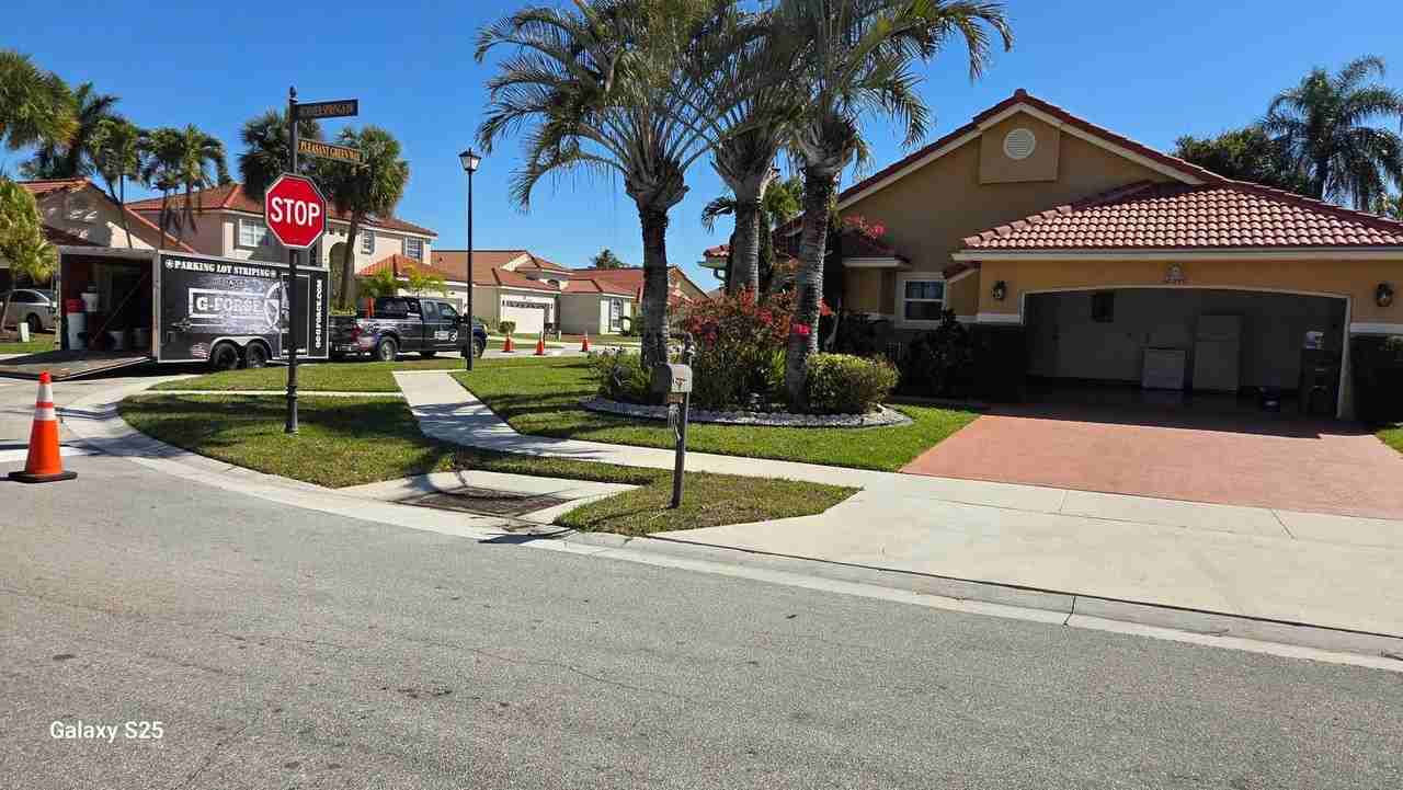 Summer Springs Dr - Photo 2 of 13