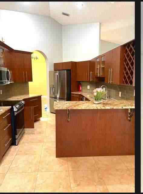 Summer Springs Dr - Photo 6 of 13