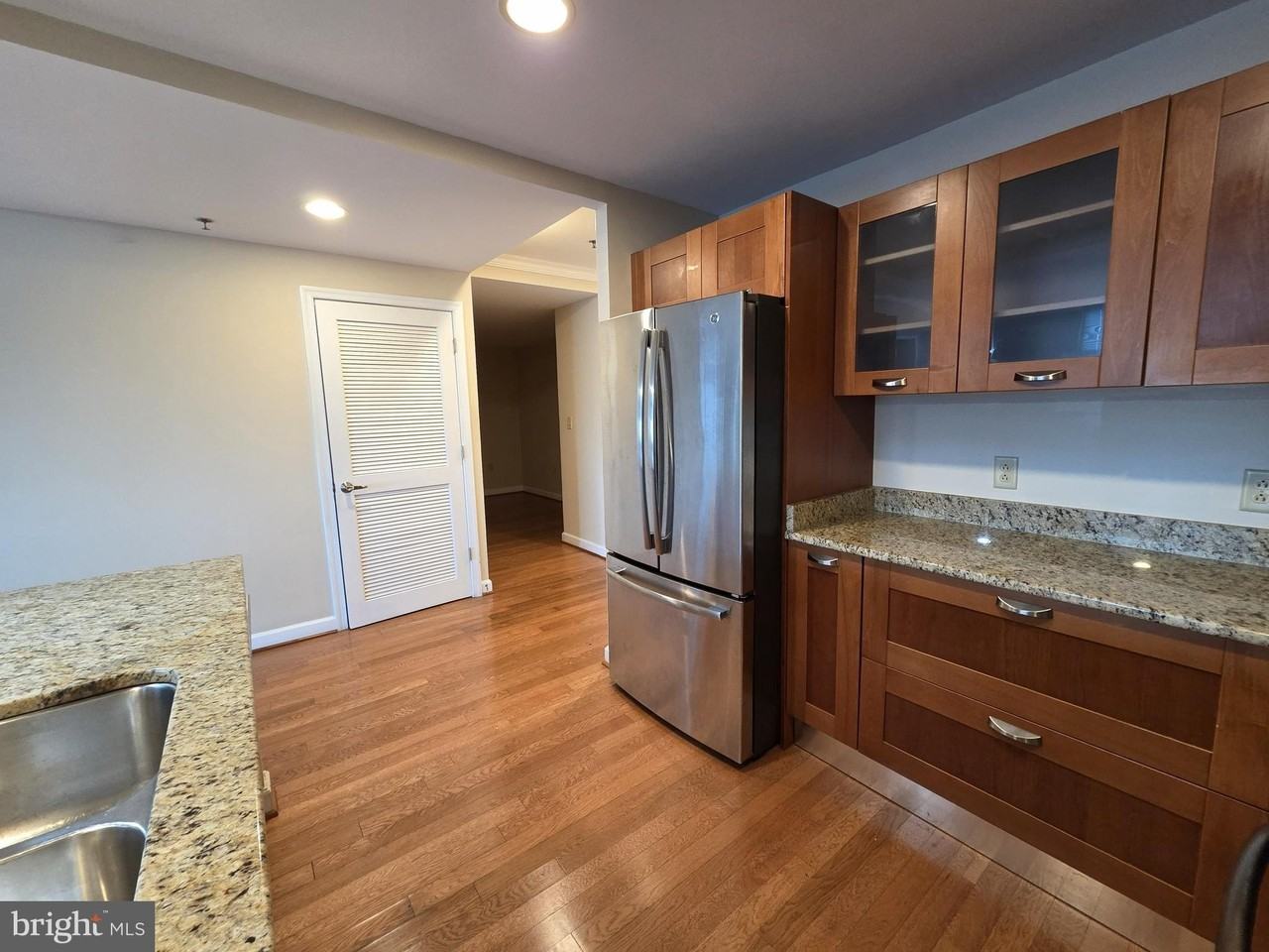 5750 Bou Ave #618 - Photo 3 of 25