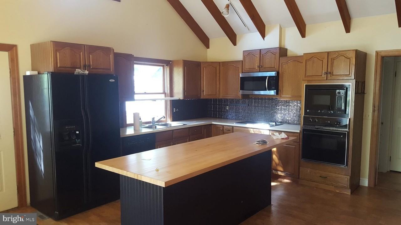 2902 Lower Saucon Rd Unit A - Photo 4 of 50