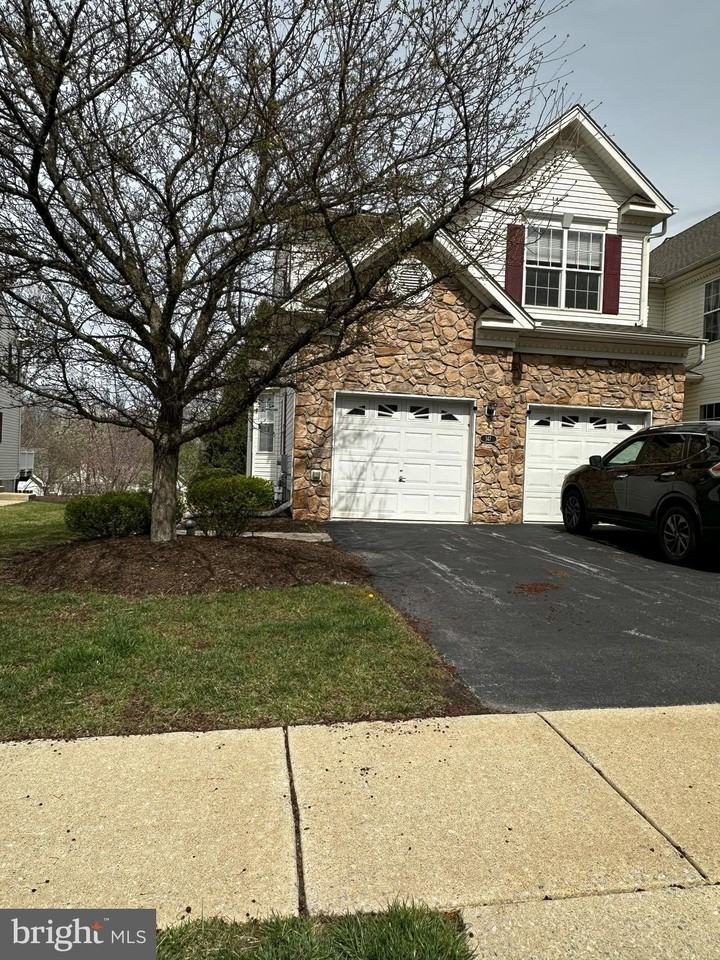 147 Fringetree Dr - Photo 4 of 50