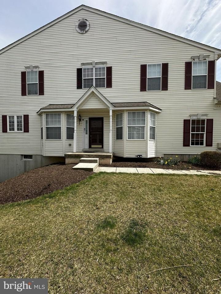 147 Fringetree Dr - Photo 7 of 50