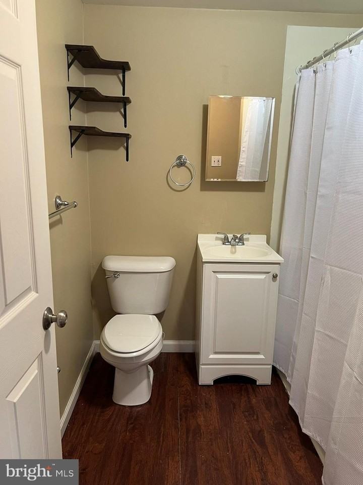 6615 Hegerman St - Photo 7 of 11