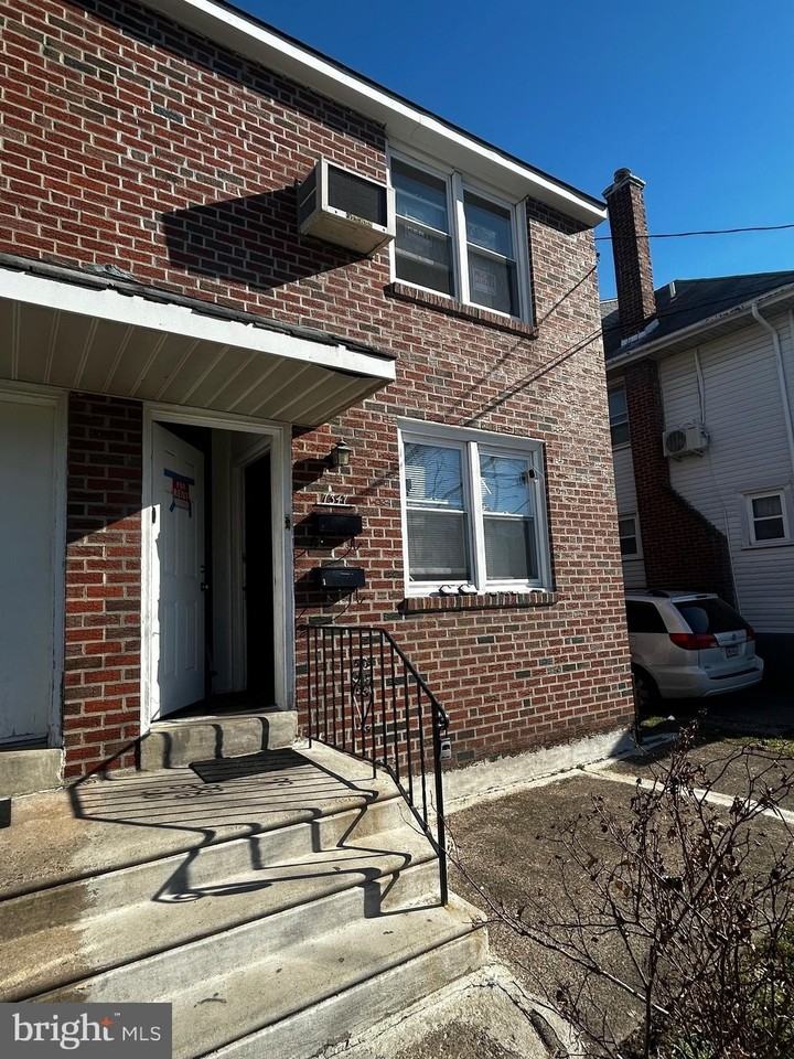 7347 Tabor Ave - Photo 2 of 22