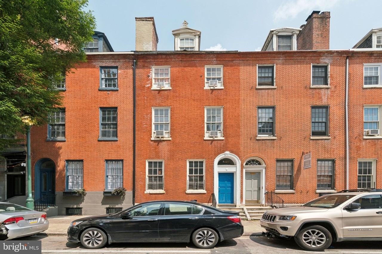 1225 Spruce St Apt 2f - Photo 2 of 30