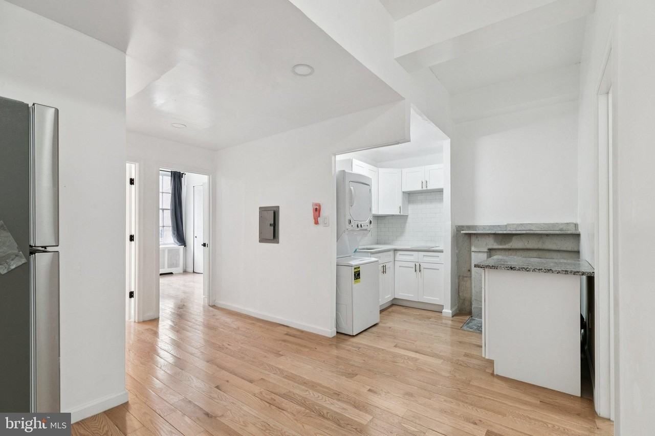 1225 Spruce St Apt 2f - Photo 4 of 30