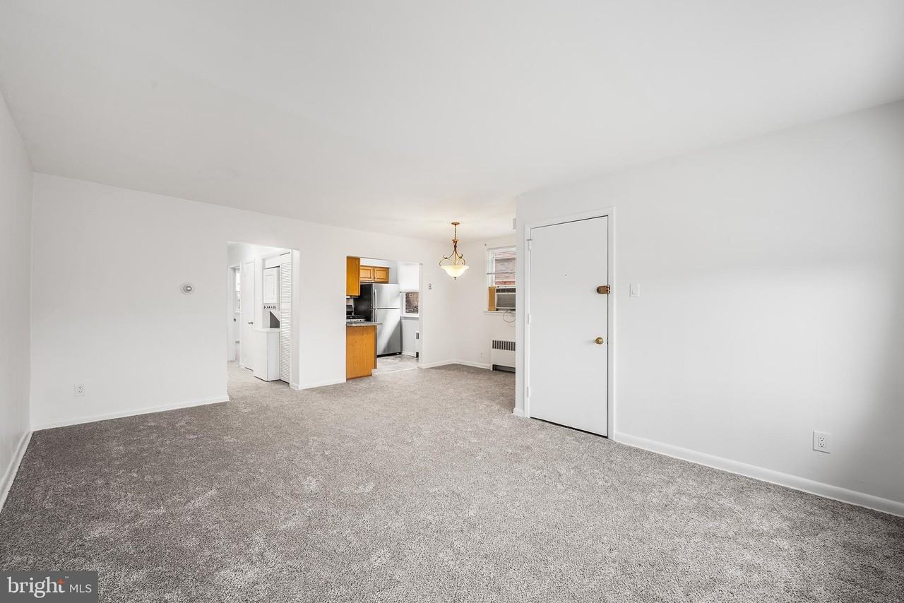 920 E Durard St - Photo 2 of 16