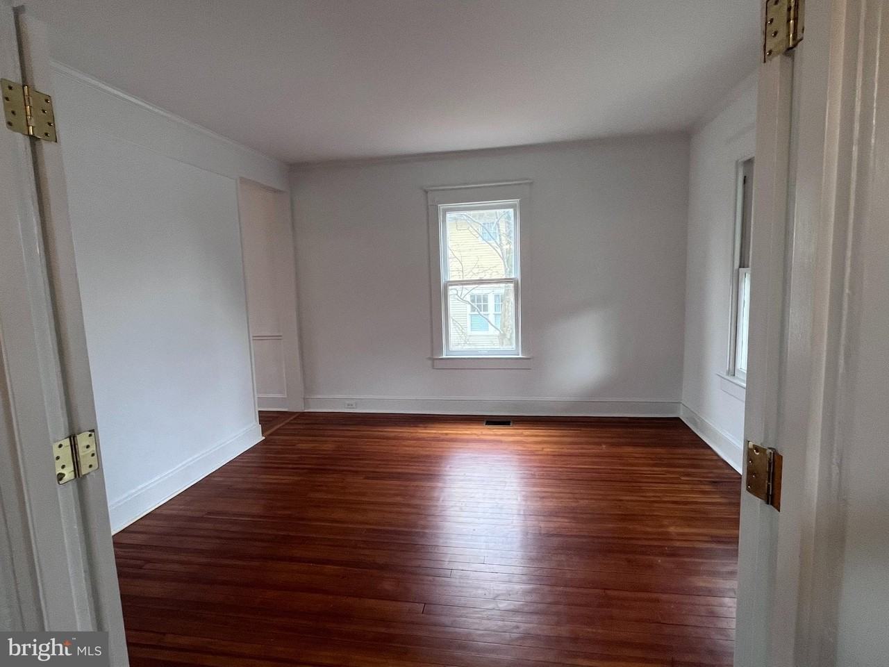 4043 20th St N - Photo 3 of 17