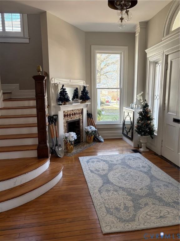 410 W Washington St - Photo 4 of 9