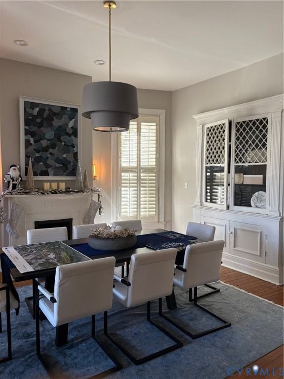 410 W Washington St - Photo 6 of 9