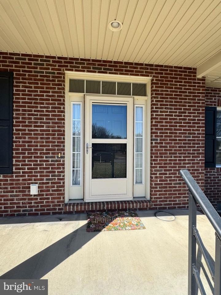 151 Owens Ln - Photo 4 of 38