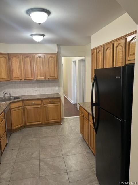 169 Tibbetts Rd - Photo 3 of 17