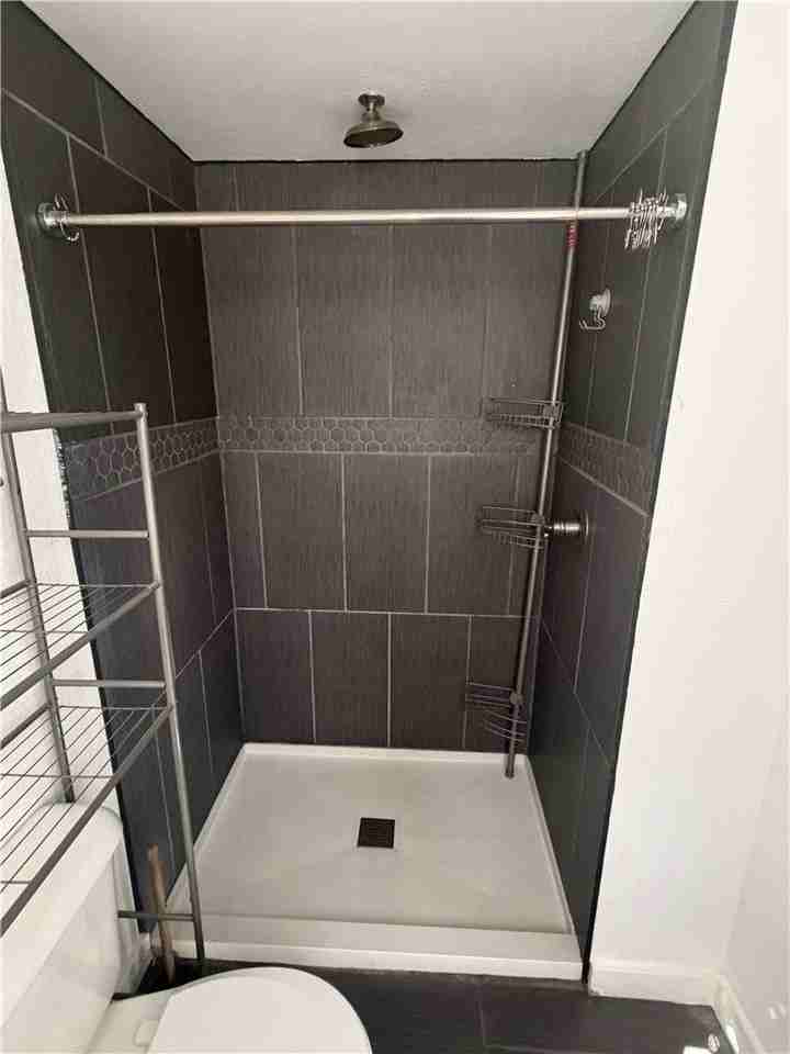 620 S 2nd St - Photo 5 of 13