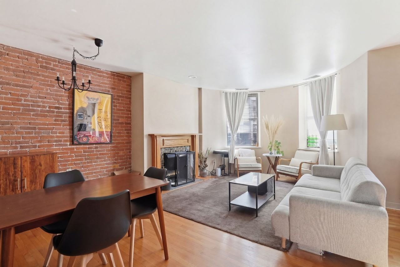 106 Gainsborough St #104 - Photo 3 of 25