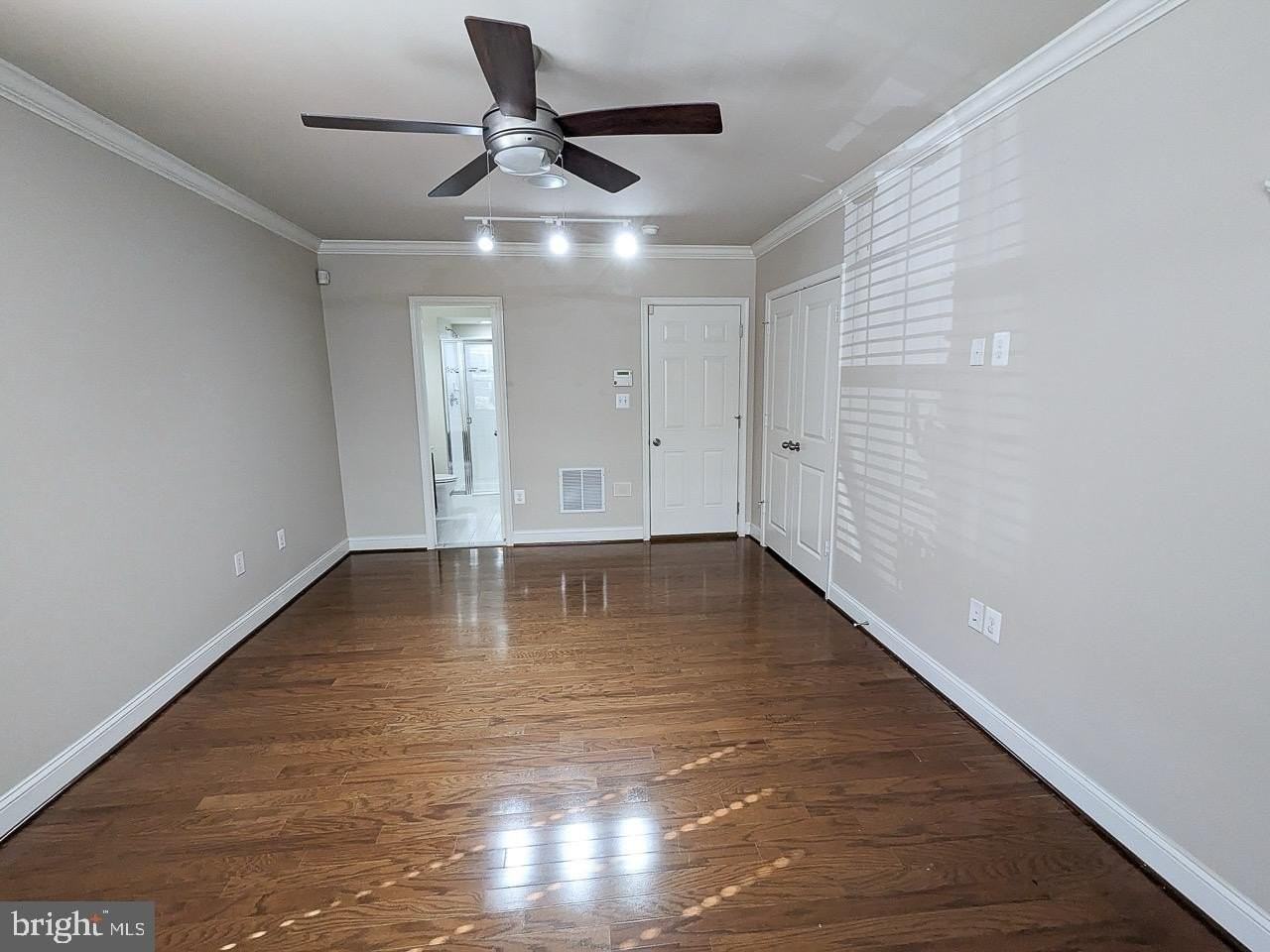 4442 Potomac Highlands Cir - Photo 7 of 41