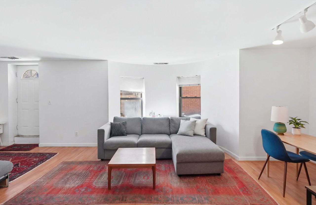 105 Gainsborough St #005E - Photo 3 of 22