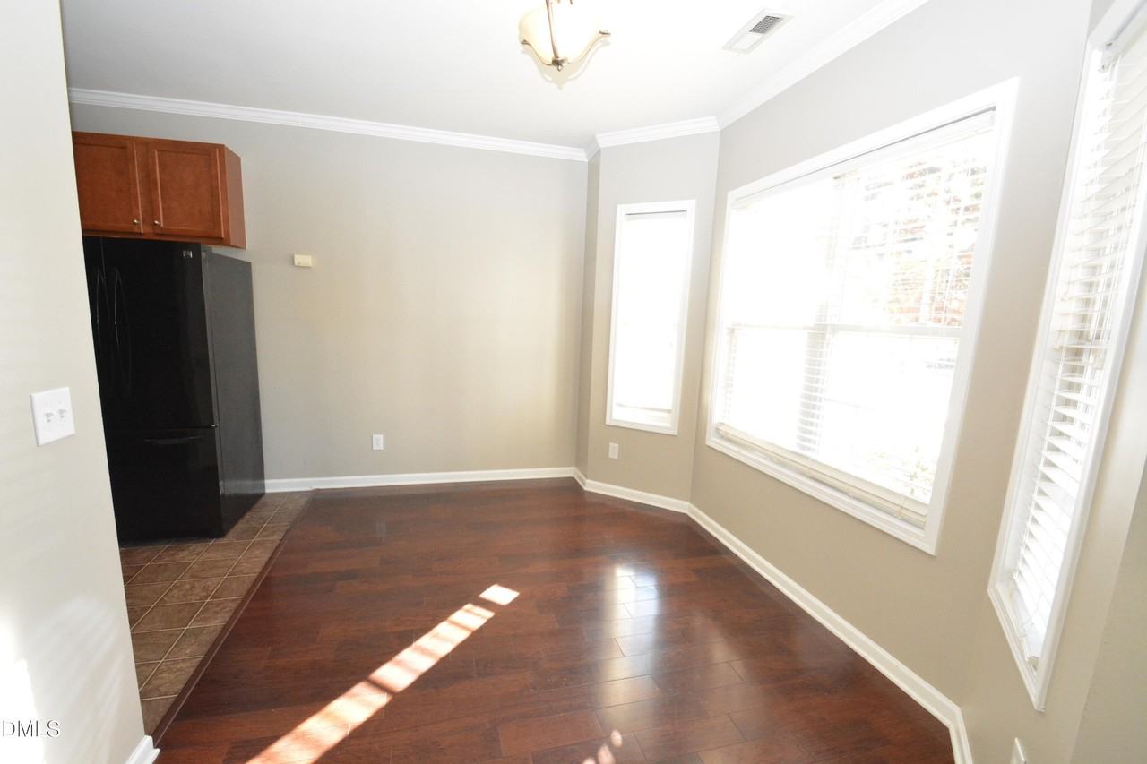 650 Ganyard Farm Way Unit 33 - Photo 4 of 11