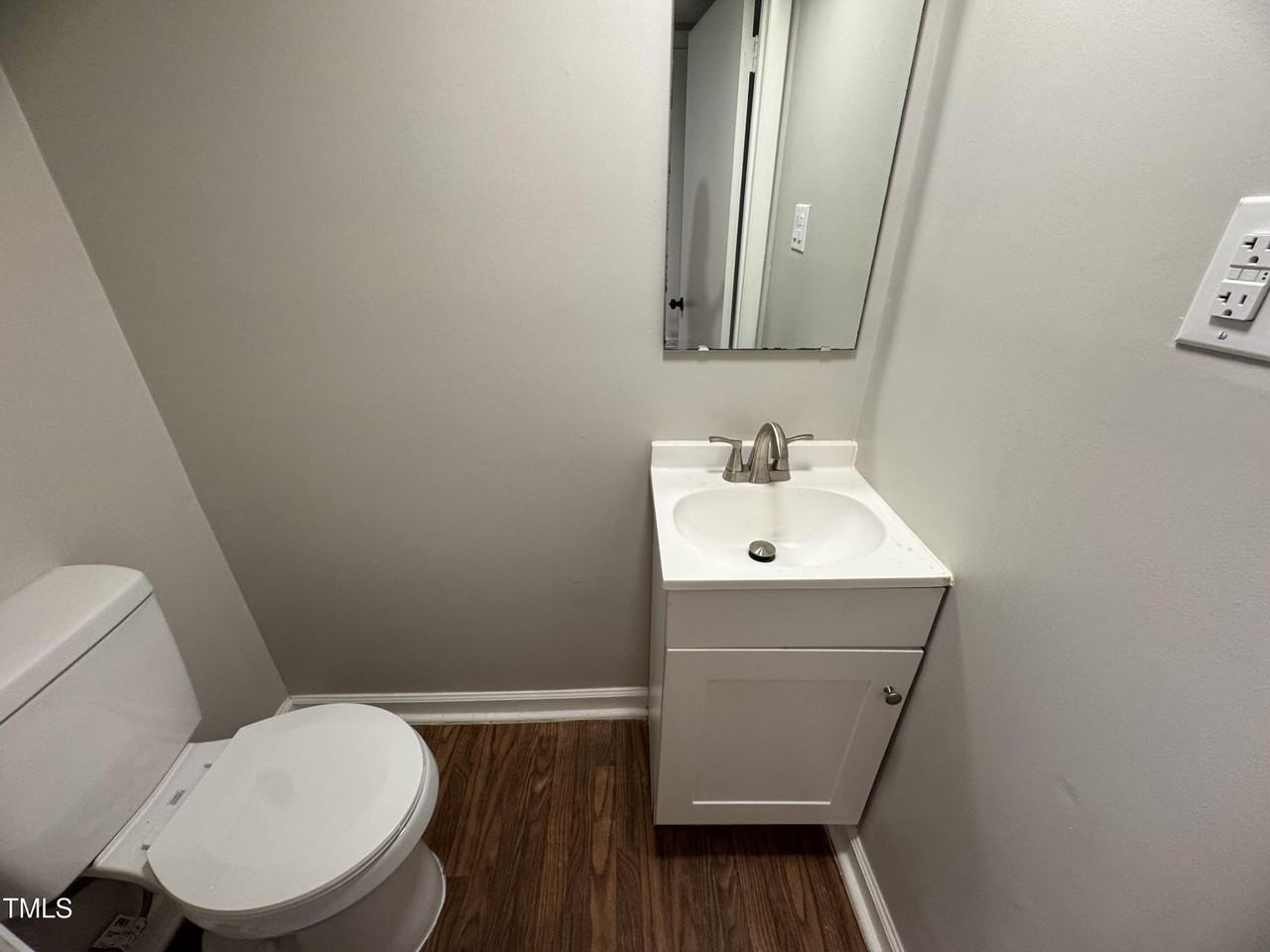1222 Teakwood Pl - Photo 6 of 15