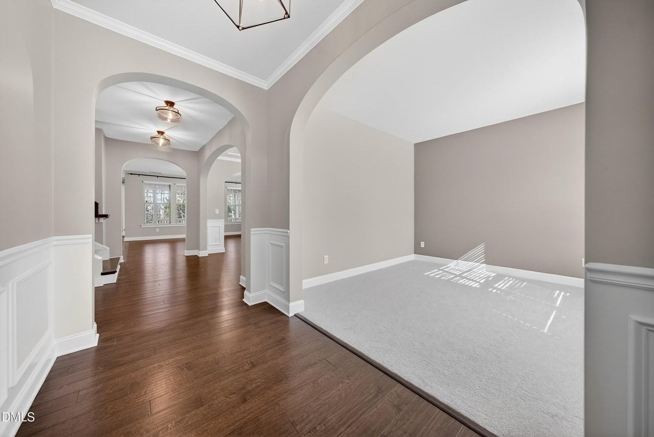 3114 Bluff Oak Dr - Photo 5 of 50