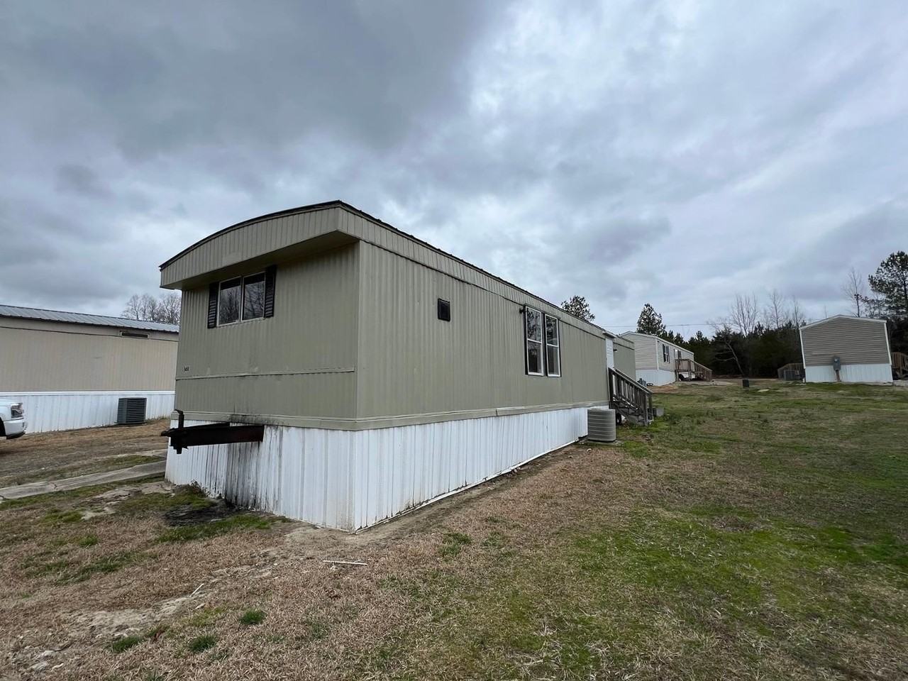 168 Pine Forest Loop - Photo 2 of 10