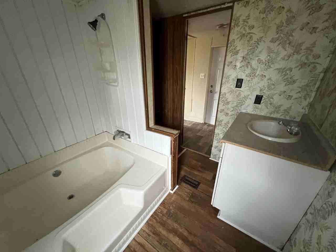 168 Pine Forest Loop - Photo 7 of 10