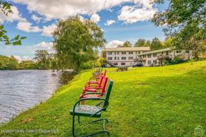 featured image of 866 Mountain Ave Unit 7