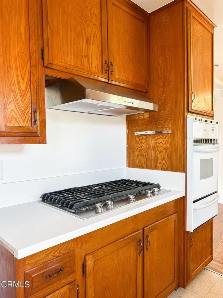 237 W Brucker Rd - Photo 4 of 18