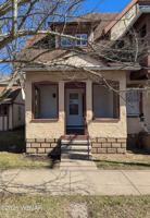 featured image of 654 2nd Ave