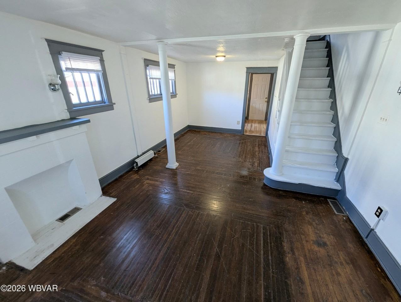 654 2nd Ave - Photo 5 of 13