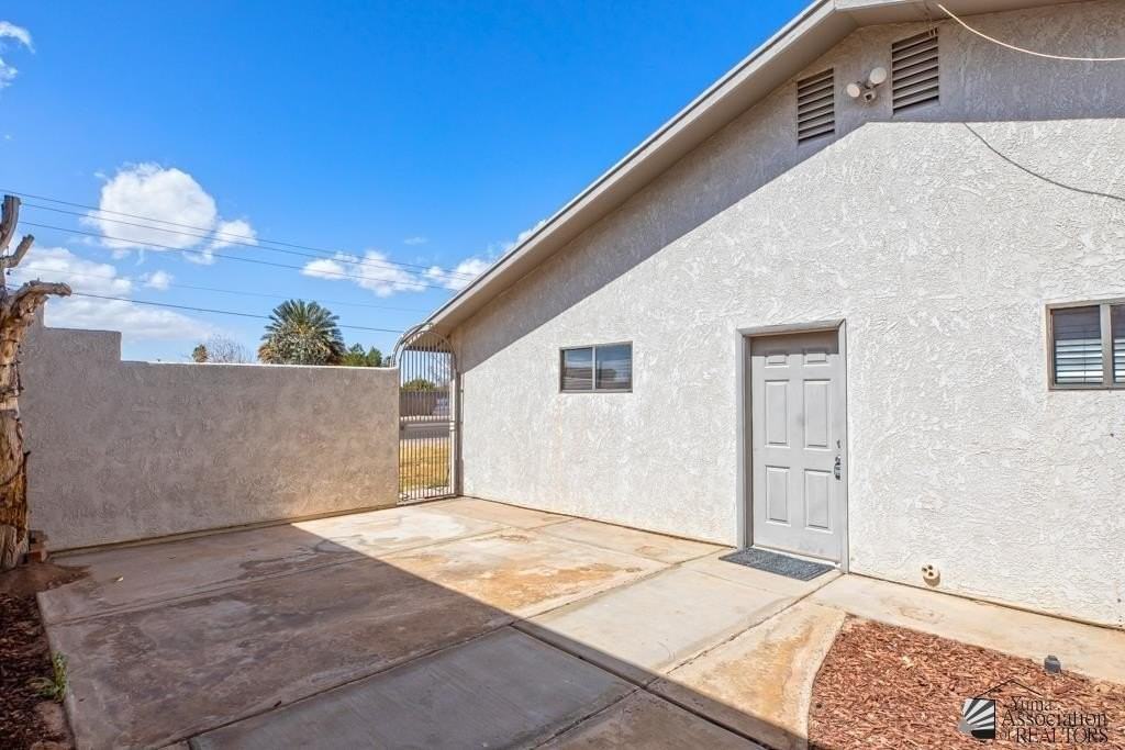 2890 W Patricia Ln - Photo 6 of 16