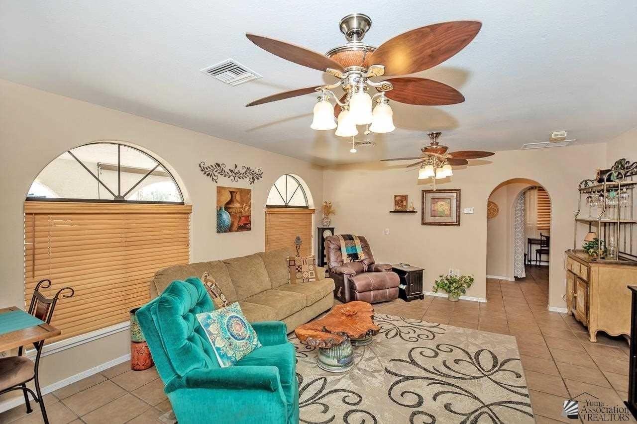 13644 E 52nd Dr - Photo 5 of 21