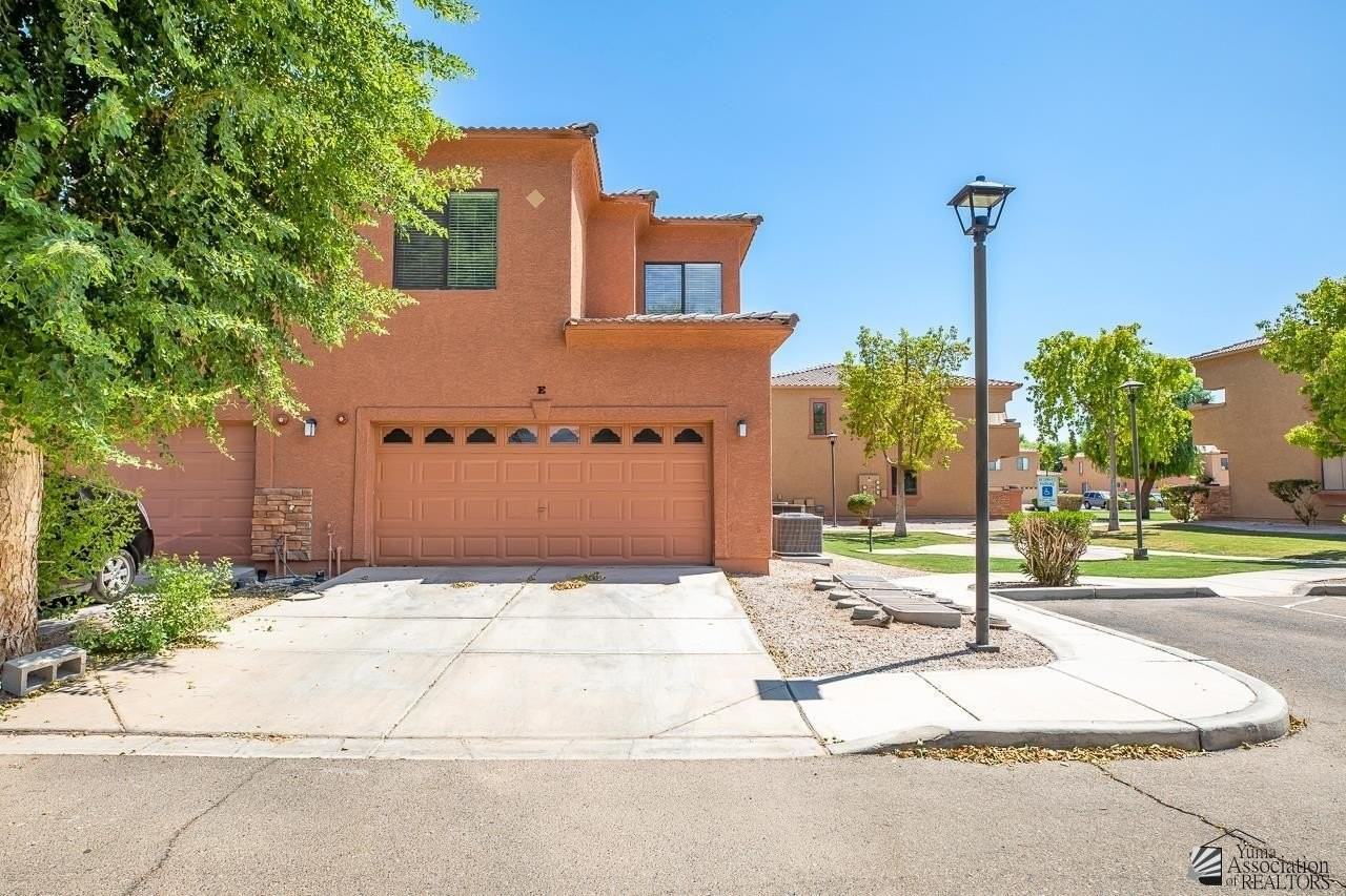 3565 W 22nd St #E - Photo 4 of 28