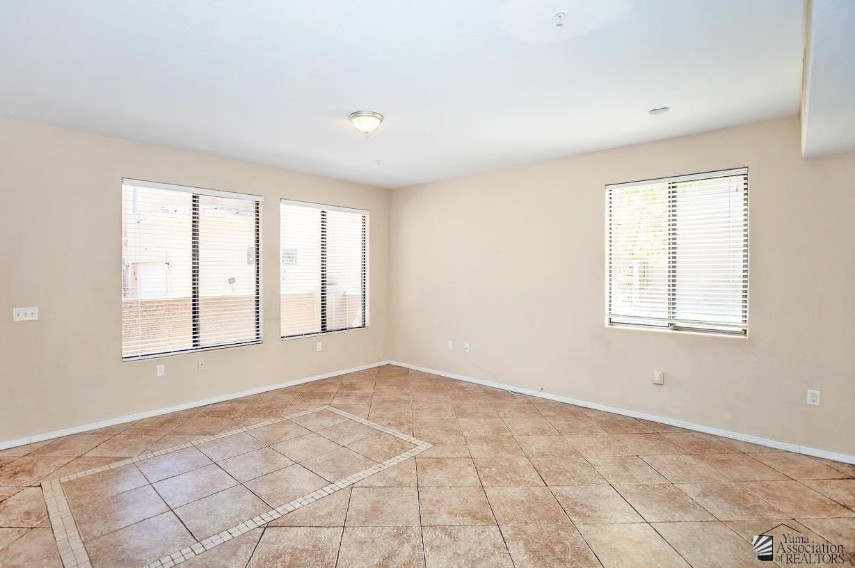 3565 W 22nd St #E - Photo 6 of 28