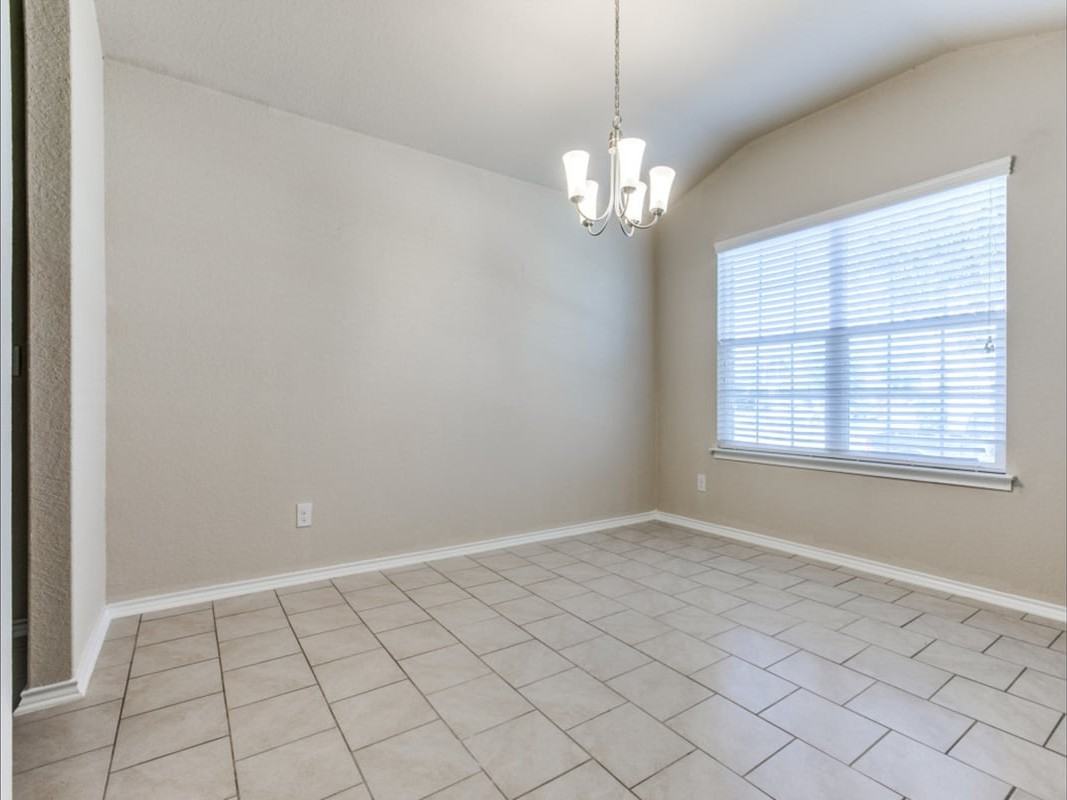 5610 Medina Farm - Photo 4 of 13