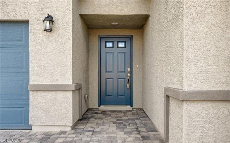 10293 Sequoia Falls Pl - Photo 2 of 37