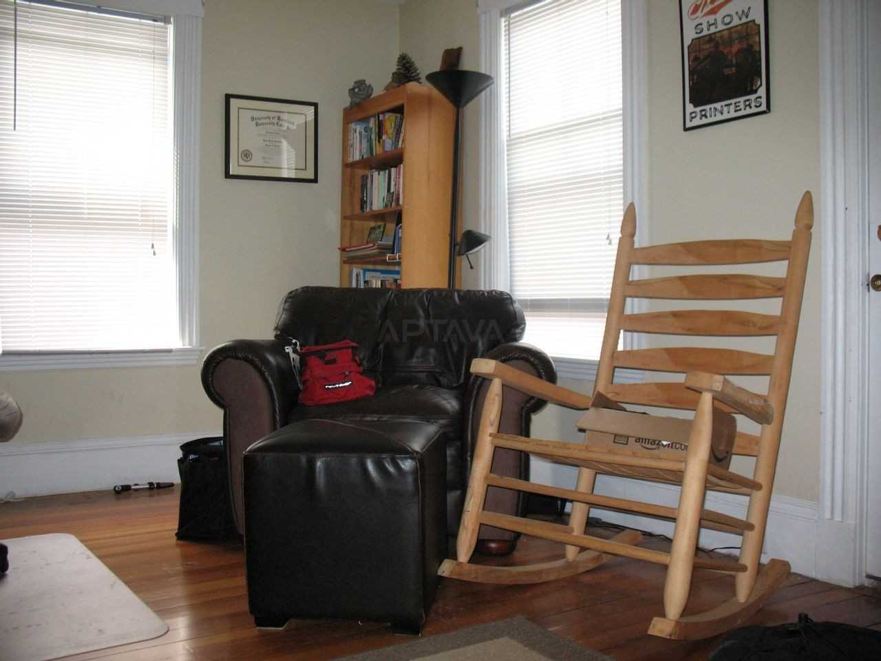 91 Bristol Rd #2 - Photo 4 of 6