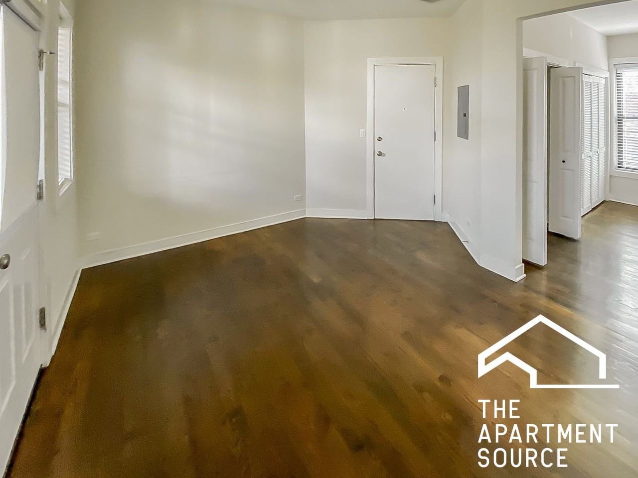 1608 W Belle Plaine Ave #2 - Photo 4 of 14