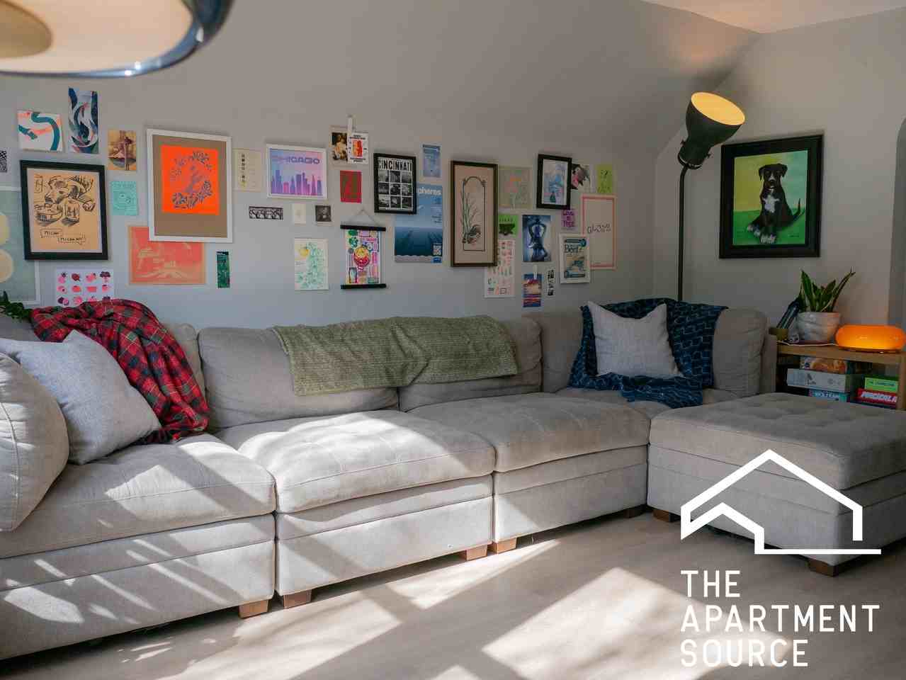 3052 W George St #2 - Photo 2 of 17