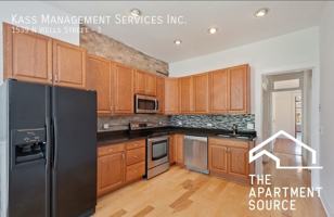 featured image of 1539 N Wells St #3