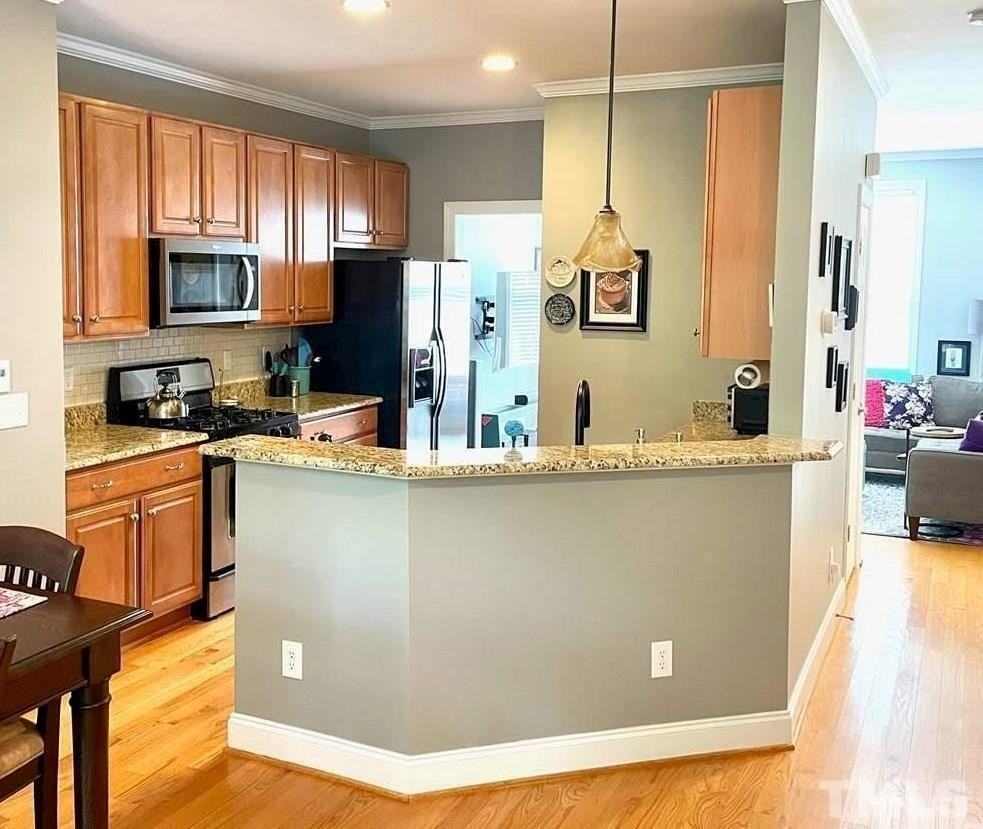 6103 Shandwick Ct - Photo 2 of 18