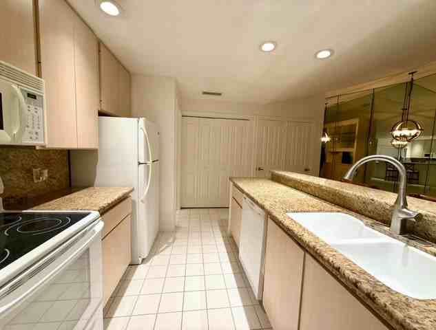 304 Sun Terrace Court - Photo 6 of 7